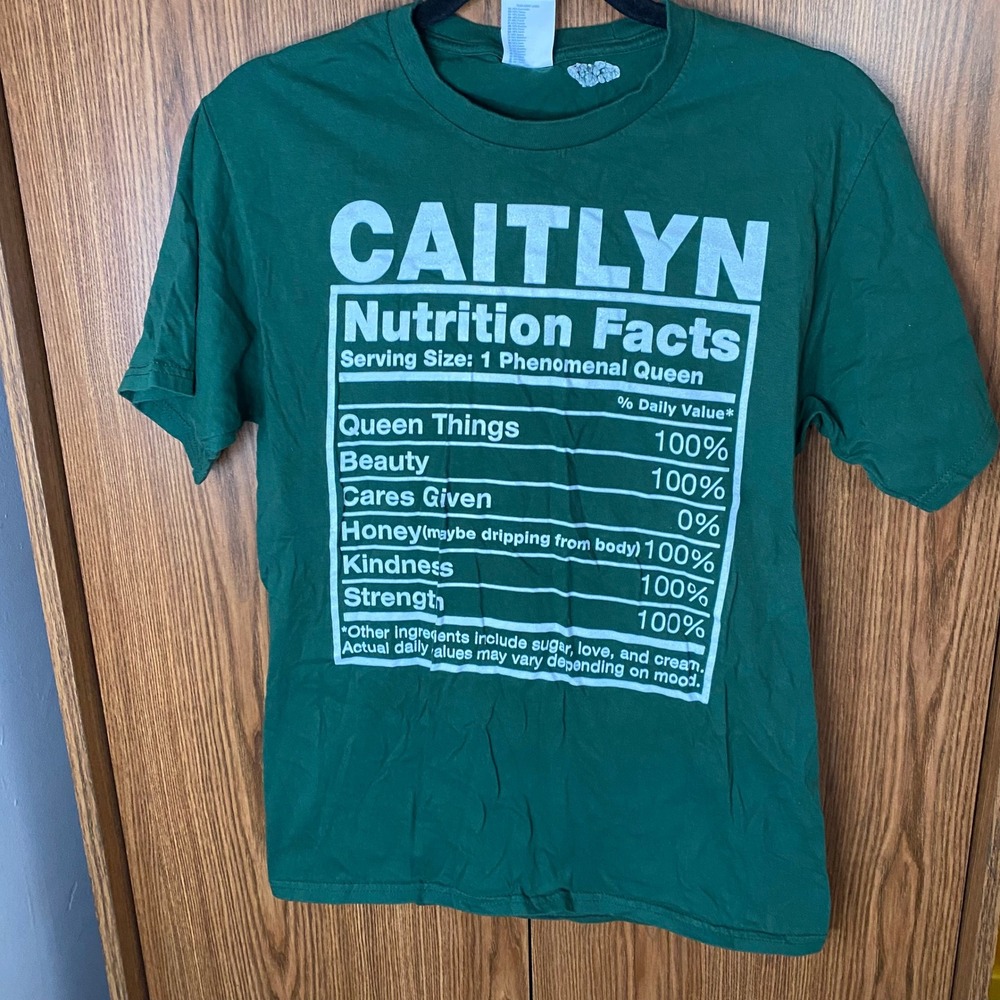 Port & Company T-Shirt Women Small Green Caitlyn Nutrition Facts Graphic Tee